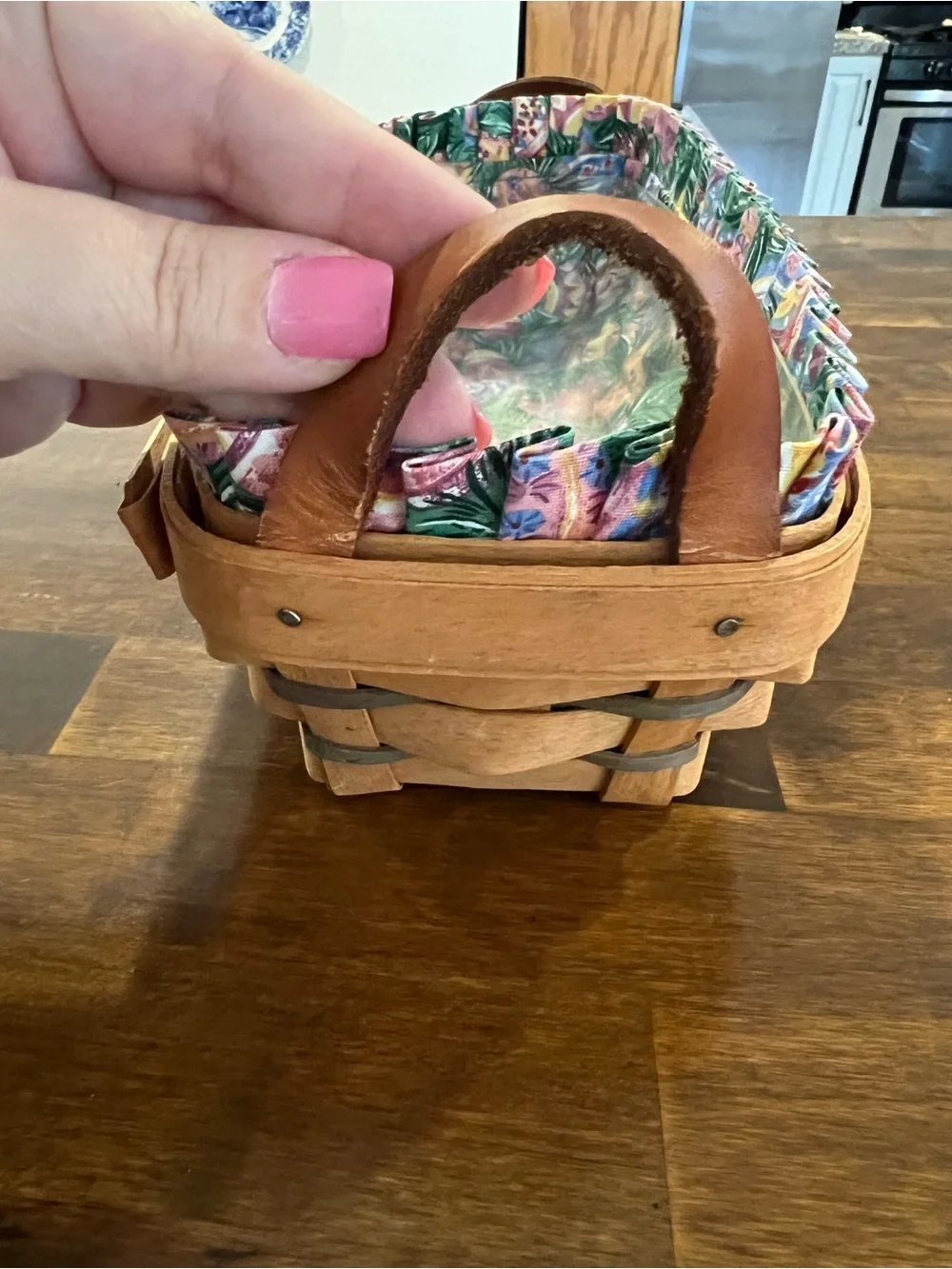 Longaberger, Heartland Collection Muffin Basket, 1990, Easter Eggs & Grass Liner